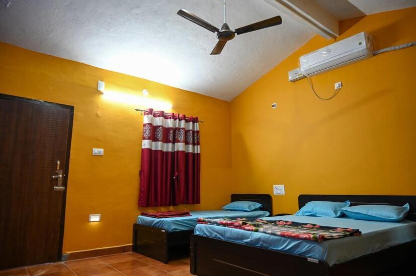 The Shadaxari Nilaya Hotel Gokarna  Ngoại thất bức ảnh