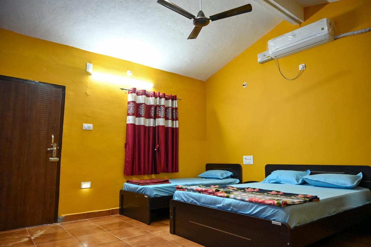 The Shadaxari Nilaya Hotel Gokarna  Ngoại thất bức ảnh