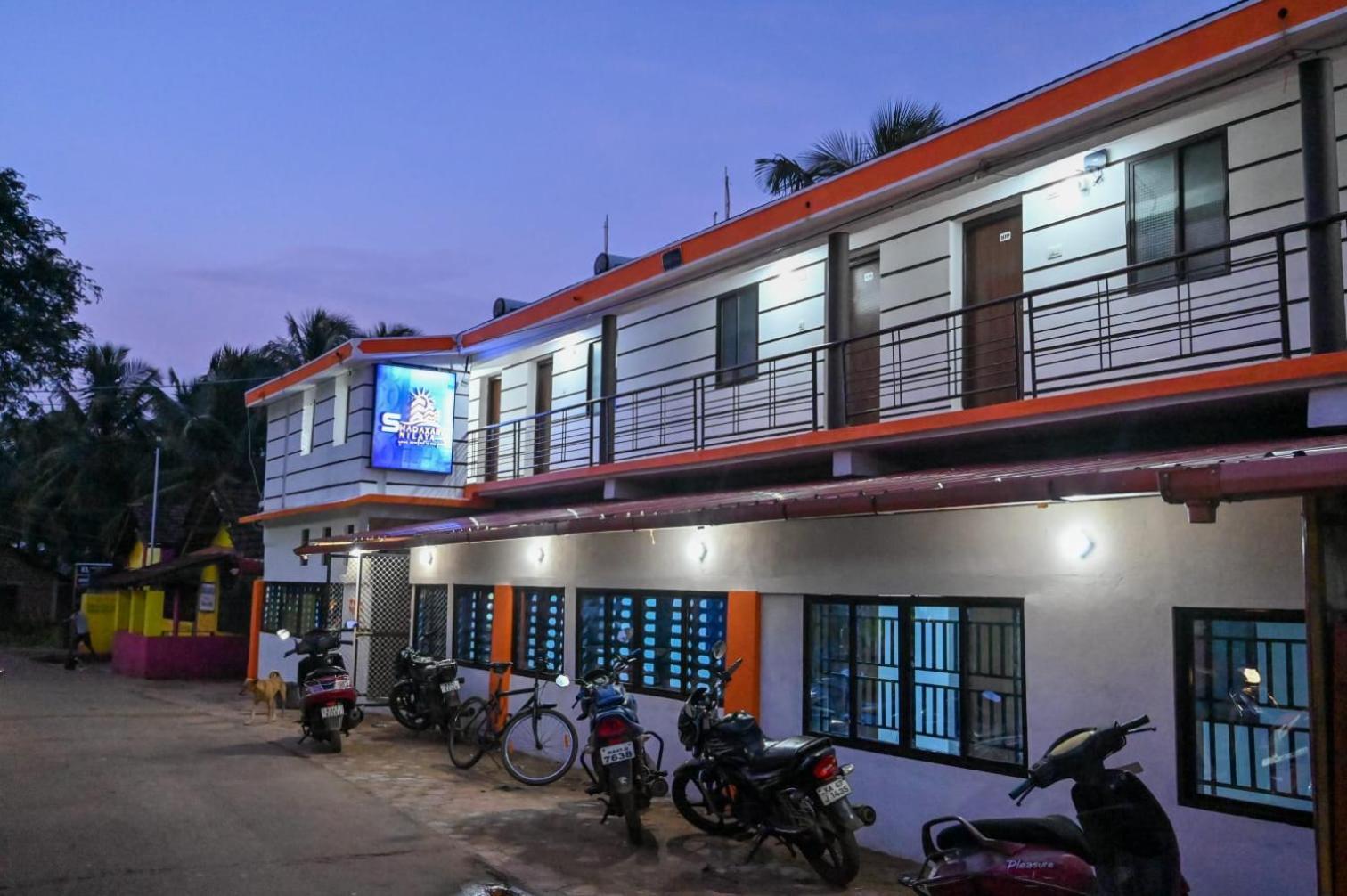 The Shadaxari Nilaya Hotel Gokarna  Ngoại thất bức ảnh